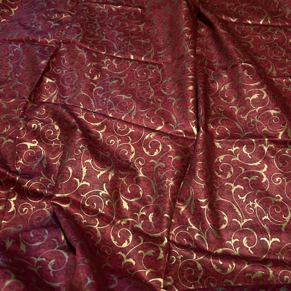 Neiman Marcus Red Baroque Print Shawl - Picture 2 of 11